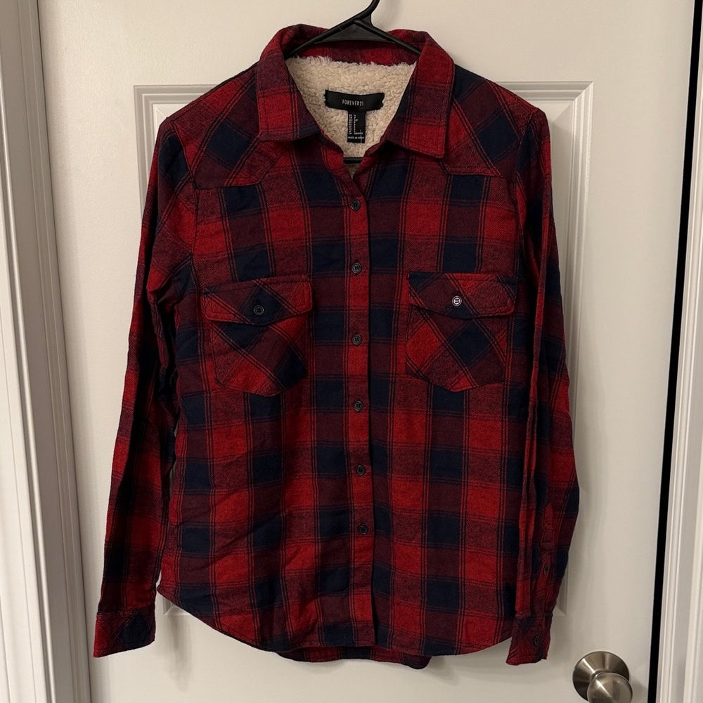 NWT Forever 21 Red and Navy Plaid Flannel with Sherpa Lined Torso